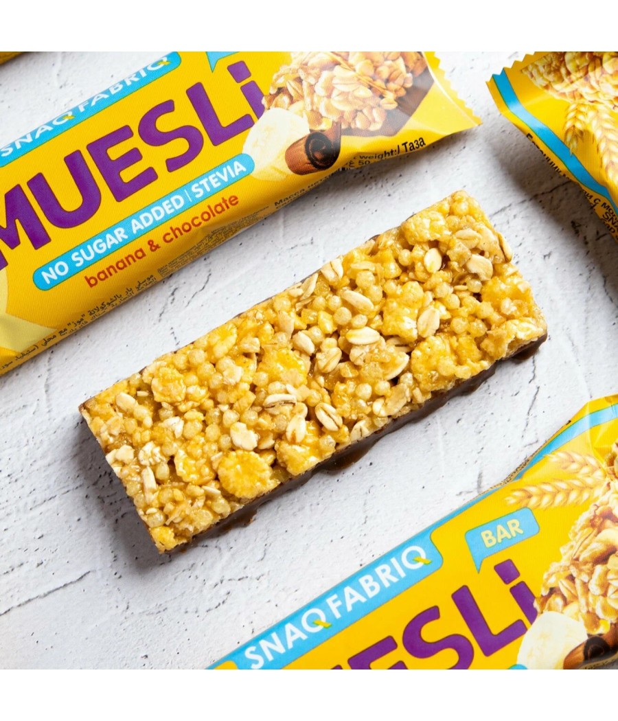 SNAQ FABRIQ Muesli Bar with Milk Chocolate "Banana," 50 g – low-calorie product from Snaq Fabriq, buy in Bombbar